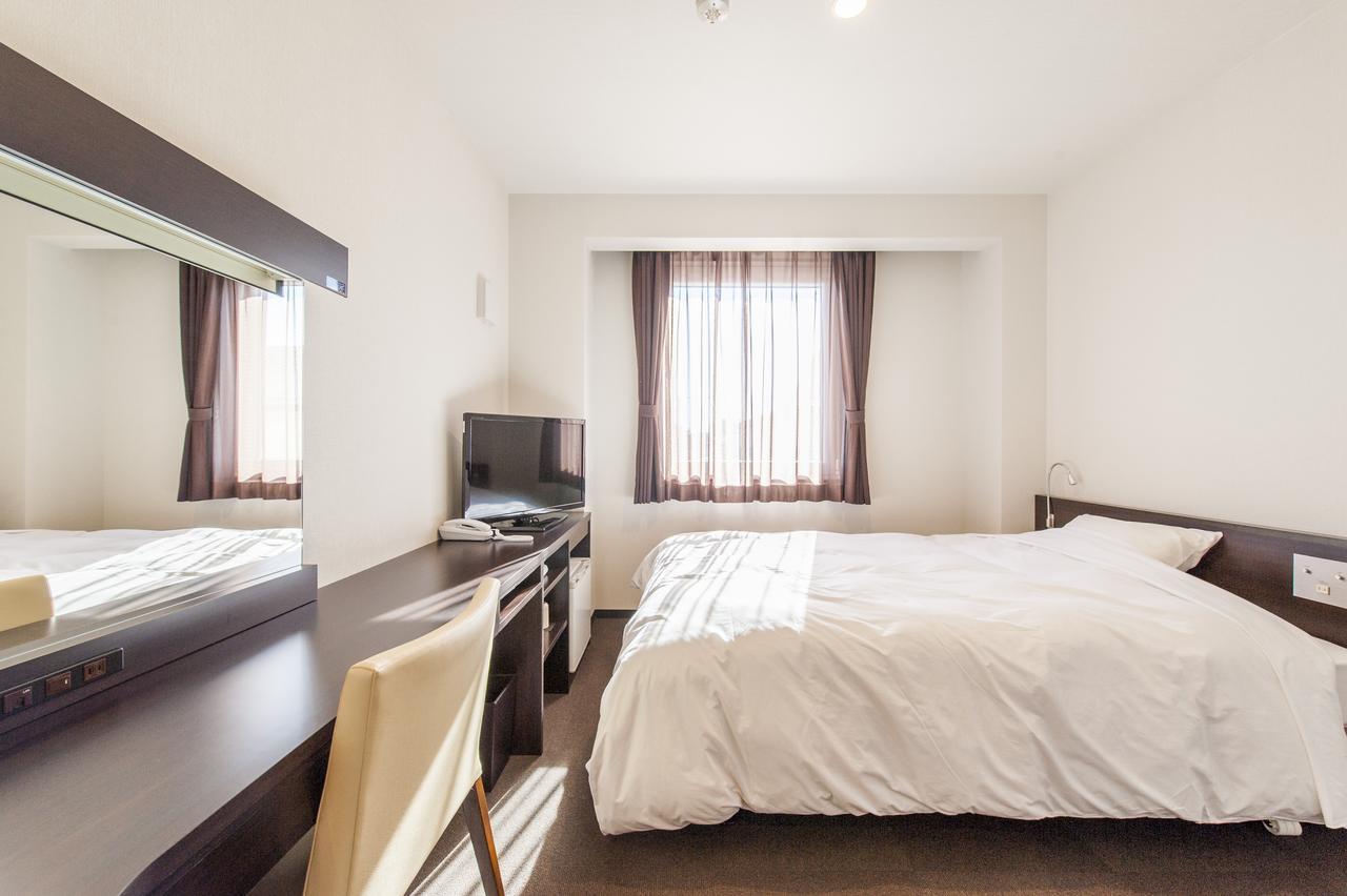Hana Hotel Fukaya & Spa Екстер'єр фото