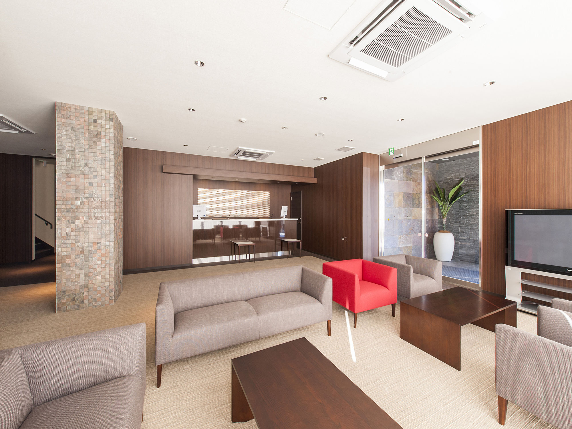 Hana Hotel Fukaya & Spa Екстер'єр фото