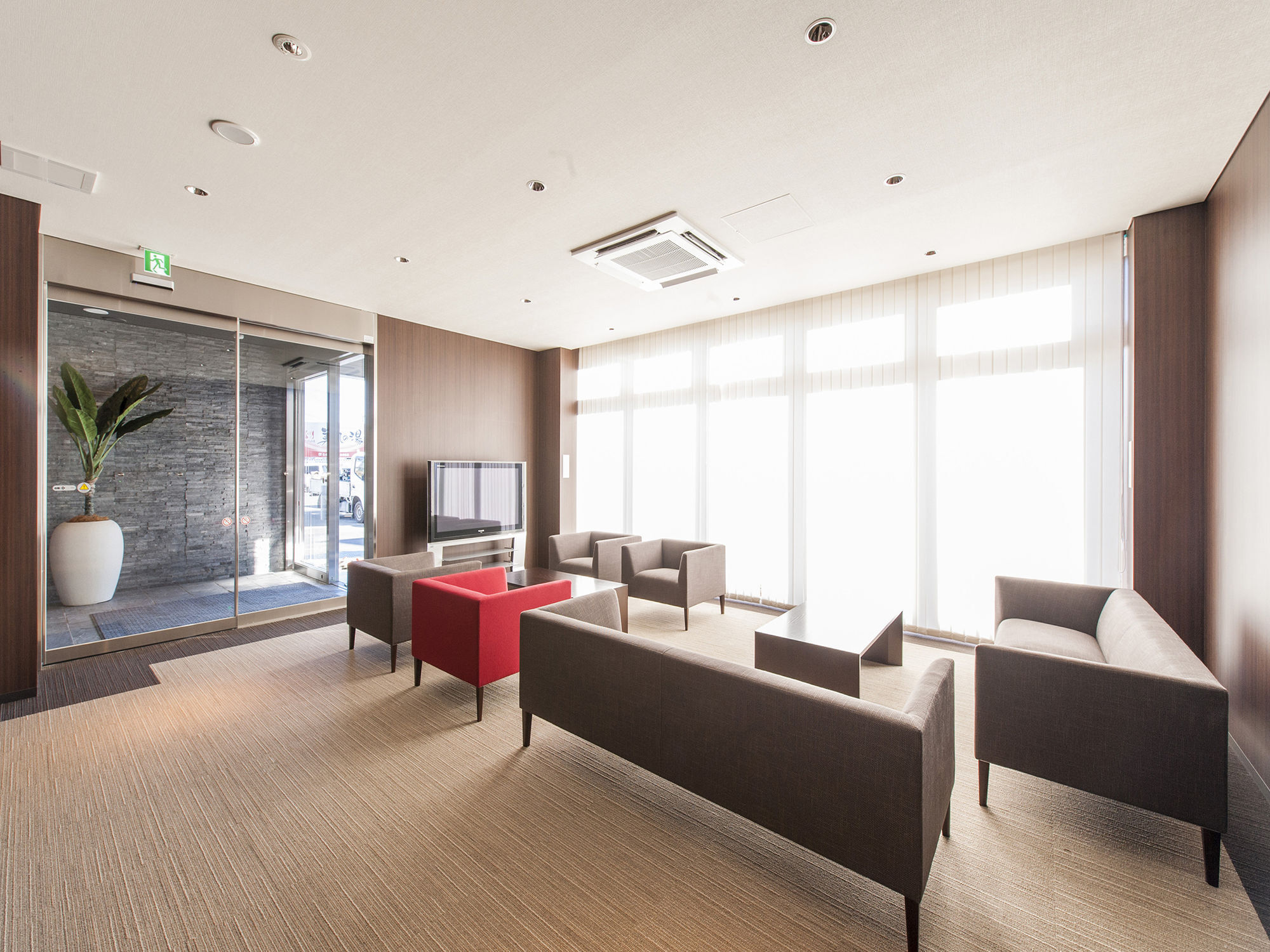 Hana Hotel Fukaya & Spa Екстер'єр фото